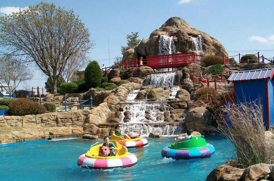 Mountasia Family Fun Center, United States